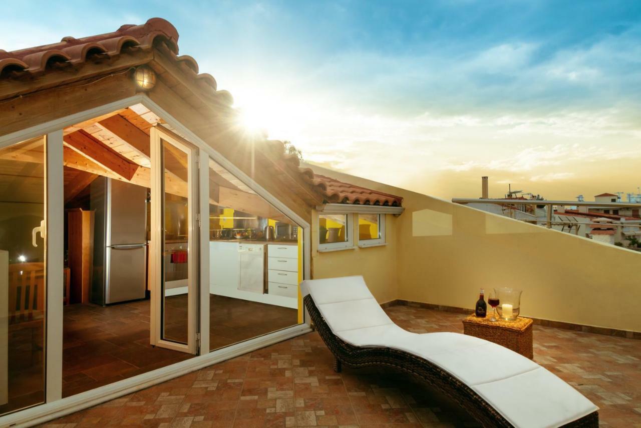 Diamante Beachfront Suites Ксилокастро Экстерьер фото